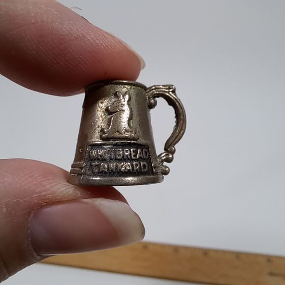 Vintage Miniature Whitbread Ale Tankard Keyring Charm Dolls House Mini Trinket - Picture 1 of 5